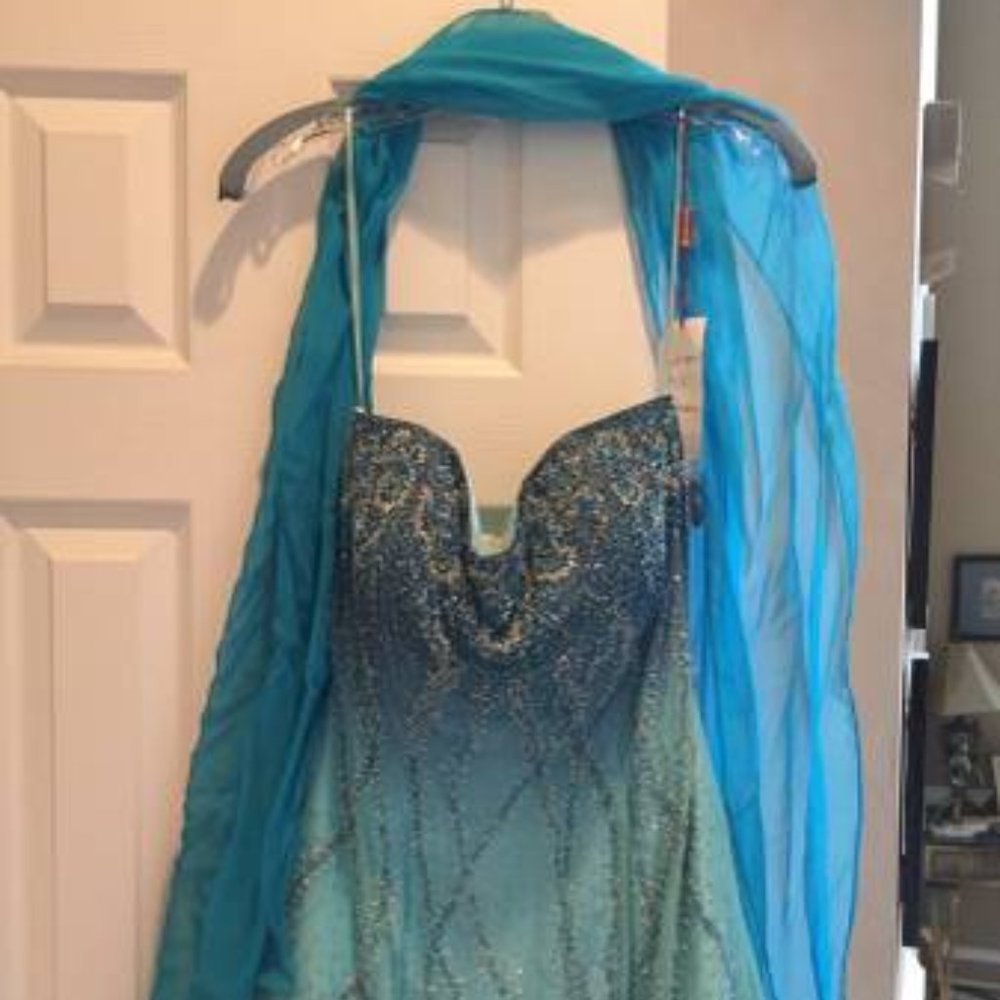 La Femme Formal Dress -Brand New